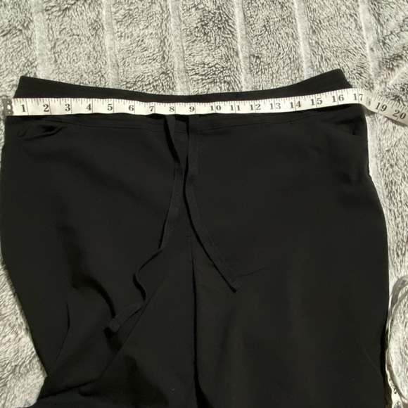 Weekend By Chico’s Capri Size 1 - Picture 7 of 8